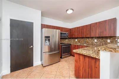 11115 W Okeechobee Rd #137, Hialeah Gardens, FL 33018 - Photo 13