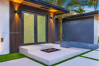 2100 SW 9th Ave, Miami, FL 33129 - Photo 9