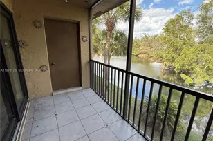 302 Lakeview Dr, Weston, FL 33326 - Photo 27