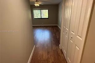 302 Lakeview Dr, Weston, FL 33326 - Photo 11