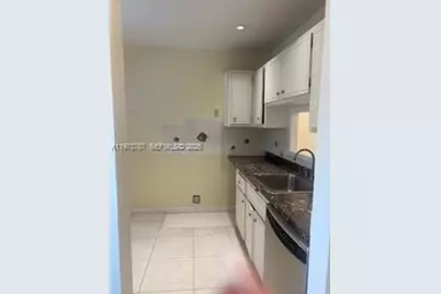 5171 W Oakland Park Blvd #203, Lauderdale Lakes, FL 33313 - Photo 3