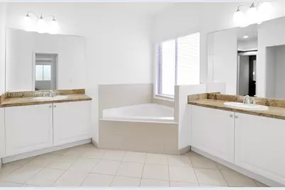 5051 SW 163rd Ct, Miami, FL 33185 - Photo 15