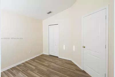 18105 Lembrecht Way, Tampa, FL 33647 - Photo 23