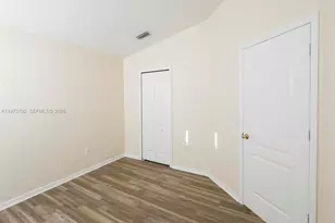 18105 Lembrecht Way, Tampa, FL 33647 - Photo 23