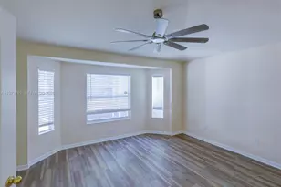 18105 Lembrecht Way, Tampa, FL 33647 - Photo 9