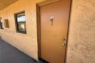 2540 W 67th Pl, Hialeah, FL 33016 - Photo 3