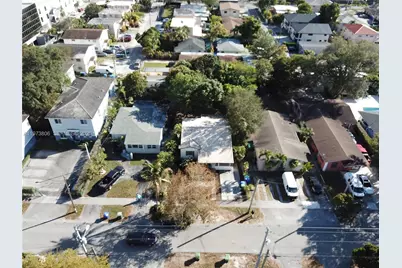 2750 SW 26th St, Miami, FL 33133 - Photo 17