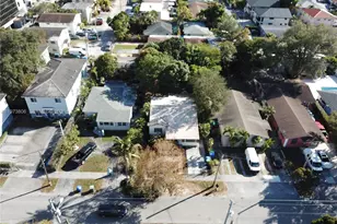 2750 SW 26th St, Miami, FL 33133 - Photo 17