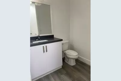 8807 NW 76th Drive, Tamarac, FL 33321 - Photo 5