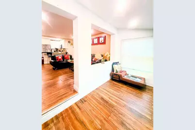 2281 NW 81st Ter, Miami, FL 33147 - Photo 11