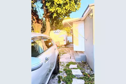 2281 NW 81st Ter, Miami, FL 33147 - Photo 21
