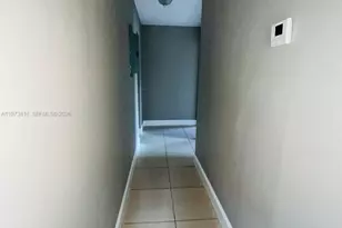 7701 SW 10th Ct, North Lauderdale, FL 33068 - Photo 9