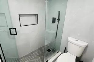 17021 N Bay Rd, Sunny Isles Beach, FL 33160 - Photo 39