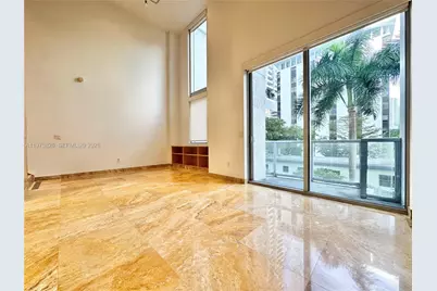 1060 Brickell Ave #201, Miami, FL 33131 - Photo 5