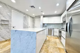 1060 Brickell Ave, Miami, FL 33131 - Photo 3