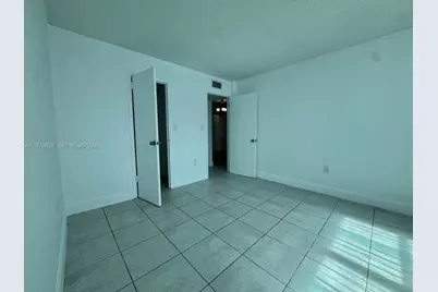 1800 Sans Souci Blvd #127, North Miami, FL 33181 - Photo 11
