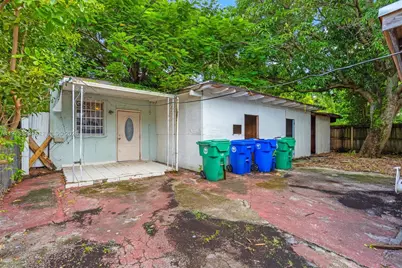 1045 SW 20th Ave, Miami, FL 33135 - Photo 43