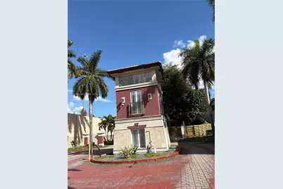 8346 NW 10th St, Miami, FL 33126 - Photo 3