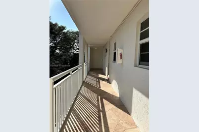 1541 S Ocean Blvd #415, Lauderdale by the Sea, FL 33062 - Photo 11