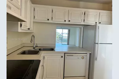 1541 S Ocean Blvd #415, Lauderdale by the Sea, FL 33062 - Photo 23