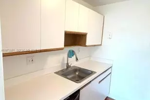 2000 NE 135th St, North Miami, FL 33181 - Photo 5