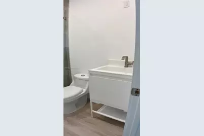 2800 SW 25th St #1, Miami, FL 33133 - Photo 27