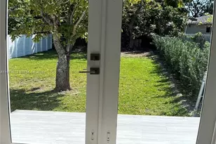 2800 SW 25th St, Miami, FL 33133 - Photo 41