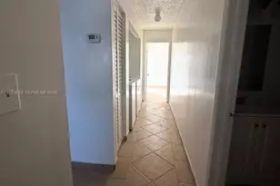 10360 SW 154th Pl, Miami, FL 33196 - Photo 9