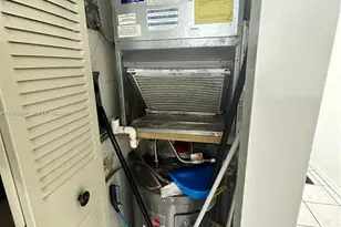 10434 Sunrise Lakes Blvd, Sunrise, FL 33322 - Photo 21