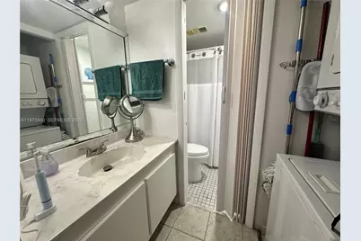 10434 Sunrise Lakes Blvd #102, Sunrise, FL 33322 - Photo 15