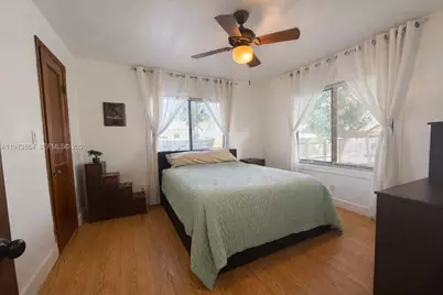 2330 Scott St, Hollywood, FL 33020 - Photo 15