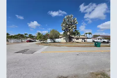 13377 SW 46th Ln, Miami, FL 33175 - Photo 3