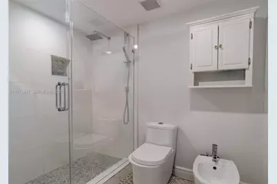 520 Brickell Key Dr #A1007, Miami, FL 33131 - Photo 21