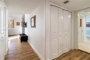 520 Brickell Key Dr, Miami, FL 33131 - Photo 17