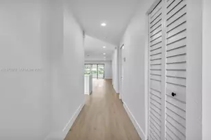 8535 Casa Del Lago, Boca Raton, FL 33433 - Photo 5