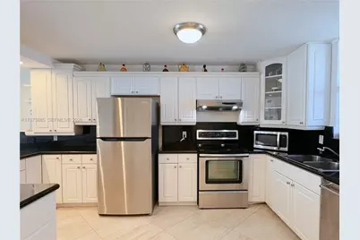 3100 NE 49th St #1010, Fort Lauderdale, FL 33308 - Photo 7