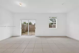 2662 SE 10th St, Homestead, FL 33035 - Photo 9