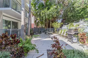 740 Meridian Ave, Miami Beach, FL 33139 - Photo 17