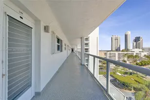 17700 N Bay Rd, Sunny Isles Beach, FL 33160 - Photo 39