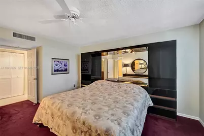 17700 N Bay Rd #805, Sunny Isles Beach, FL 33160 - Photo 33