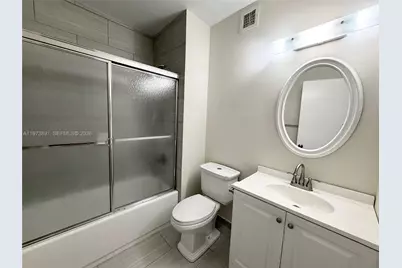 9193 Fontainebleau Blvd #202, Miami, FL 33172 - Photo 13