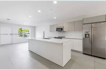 2505 NE 193rd St #4116, Miami, FL 33180 - Photo 1