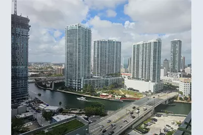 68 SE 6th St #1806, Miami, FL 33131 - Photo 1