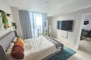 68 SE 6th St, Miami, FL 33131 - Photo 23