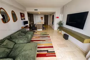 68 SE 6th St, Miami, FL 33131 - Photo 7
