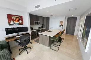 68 SE 6th St, Miami, FL 33131 - Photo 5