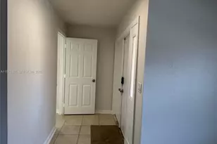 543 SW 61st Terrace, Margate, FL 33068 - Photo 7