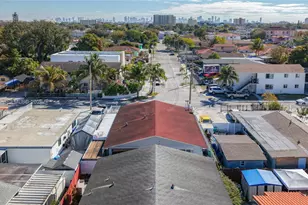 118 NW 48th Ave, Miami, FL 33126 - Photo 35