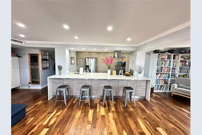 401 Golden Isles Dr #1013, Hallandale Beach, FL 33009 - Photo 7