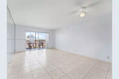 8005 Lake Dr #408, Doral, FL 33166 - Photo 7